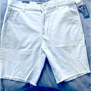 NWT American Rag mens shorts.